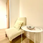 Spacious Duplex In The Center Of Onikos Bastenaken