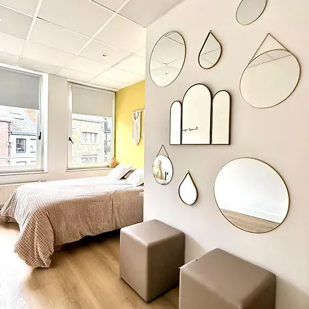 Daire Spacious Duplex In The Center Of Onikos *