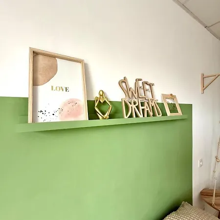 Spacious Duplex In The Center Of Onikos Daire