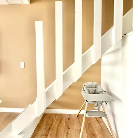 Daire Spacious Duplex In The Center Of Onikos Bastogne