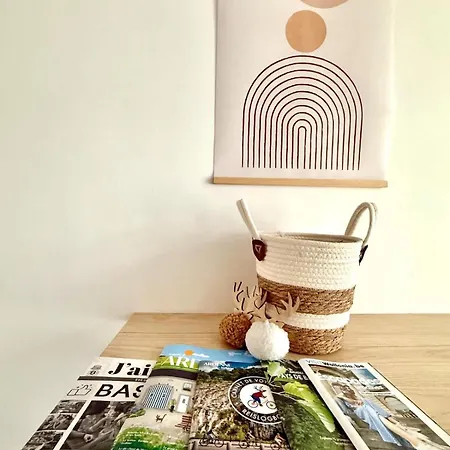 Spacious Duplex In The Center Of Onikos * Bastogne