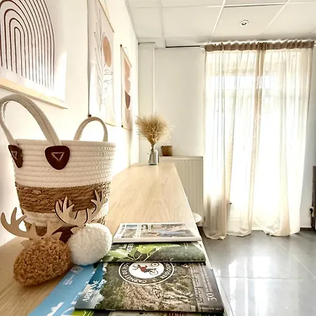 Spacious Duplex In The Center Of Onikos