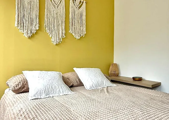 アパート Spacious Duplex In The Center Of Onikos *