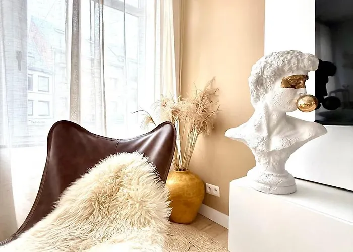Spacious Duplex In The Center Of Onikos *